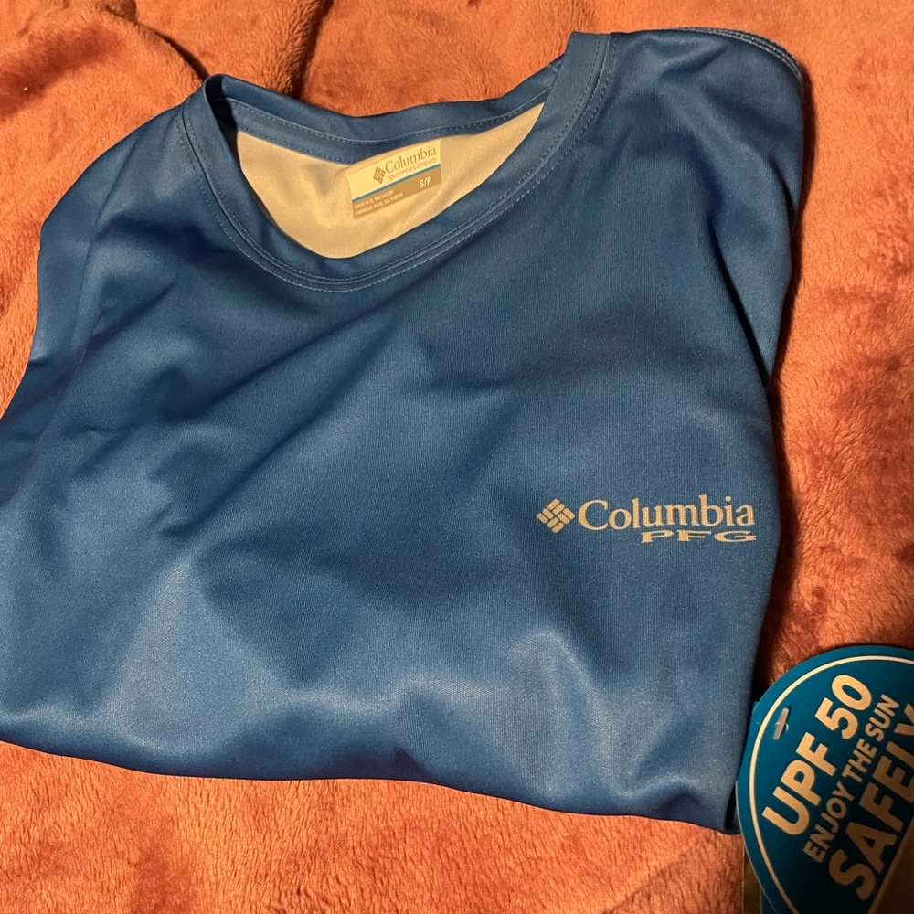 Blue Columbia omni wick, long sleeve shirt